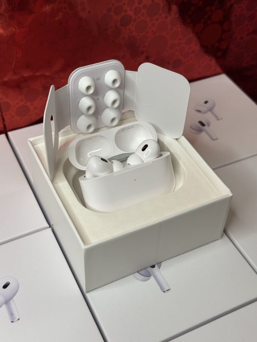 Навушники Apple Airpods Pro 2 з шумоподавленням