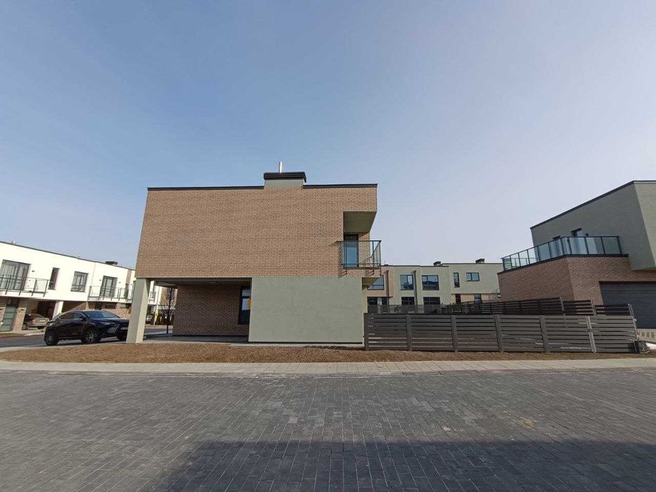 Продаж будинку в КМ Липові Роси