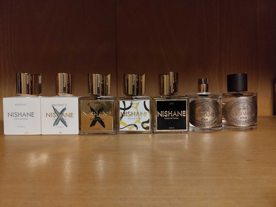 Розпив парфумерії.