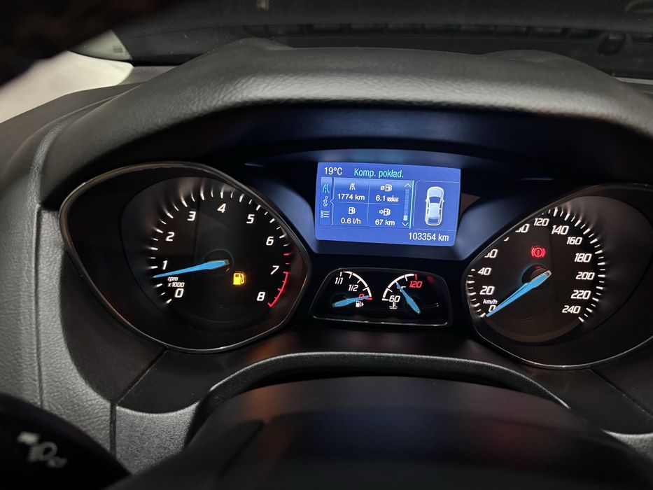 Ford Focus  2014 rok Klimatronik
