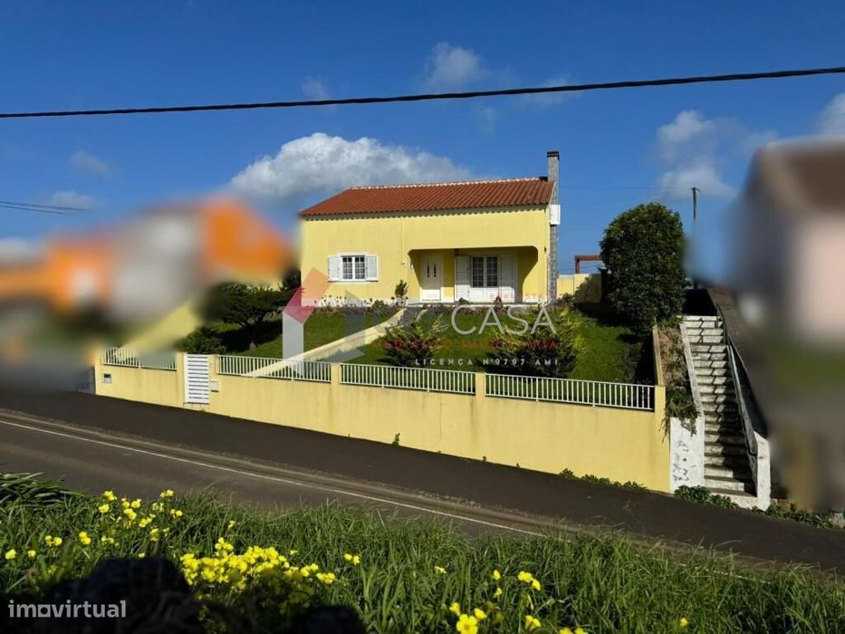 Moradia com vista mar - Cabo da Praia