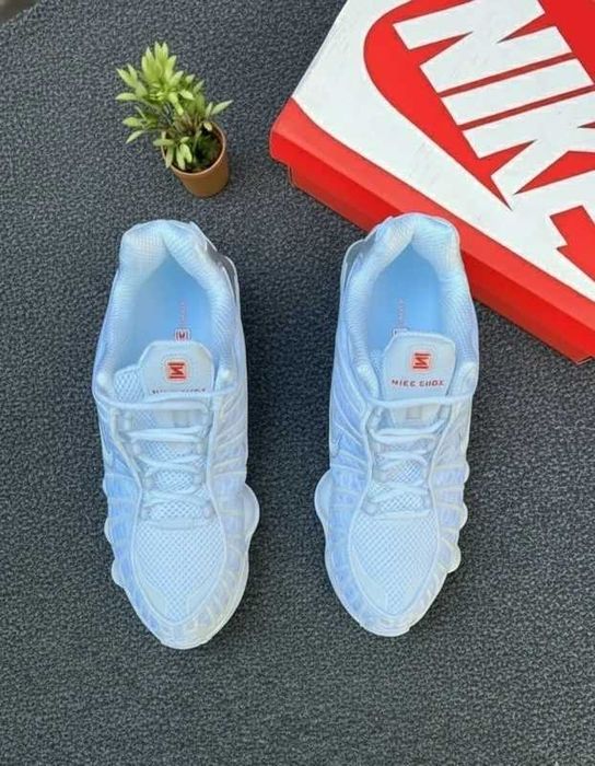 Nike_Shox TL  Biały R.41