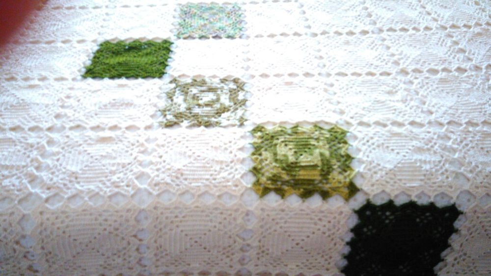 Colcha em renda nova muito original