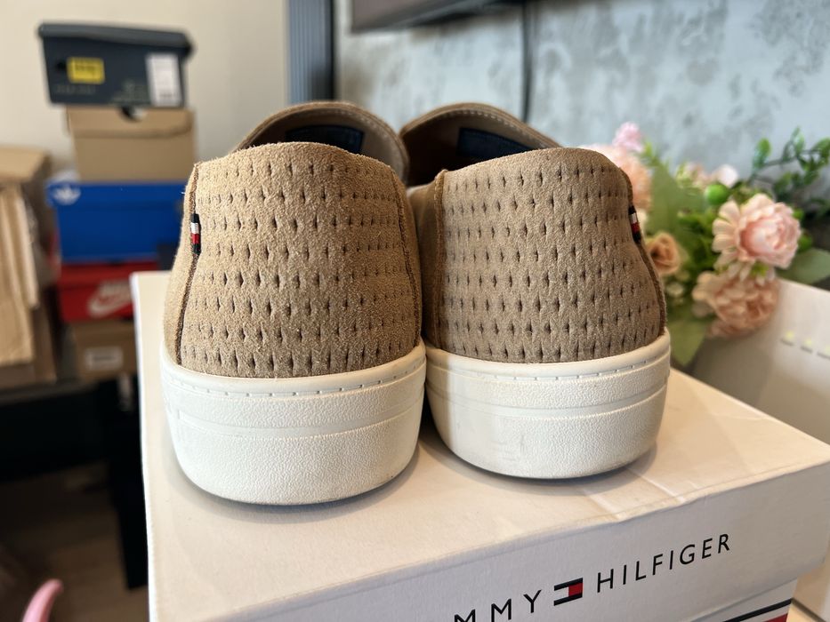 Tommy Hilfiger Wsuwane mokasyny zamszowe Rozmiar 41