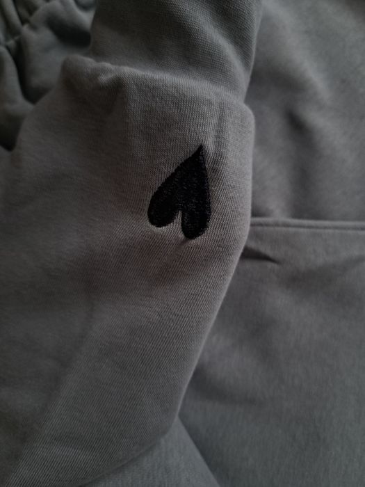 zielona bluza z golfem