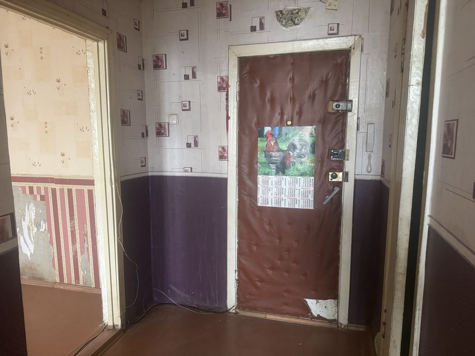 Продаю 1 комнатную квартиру на 12 продольной и1