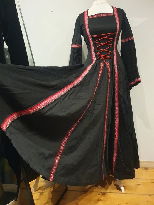 Długa bawełniana sukienka słowiańska gotycka ukrainian folklore pagan goth