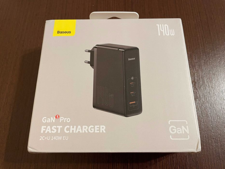 Зарядка Baseus GaN5Pro 140 W +240W кабель
