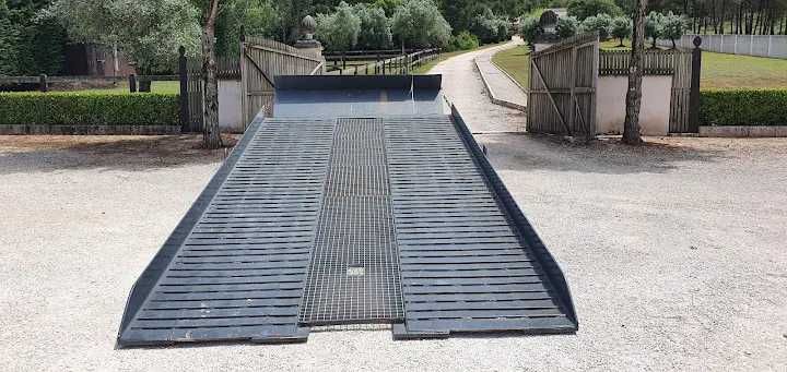 Rampa de Carga ou Descarga a Camião TIR