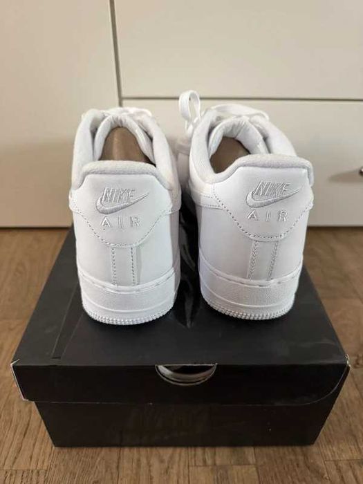 Nike_Air_Force_1_Low_Supreme_White R.40