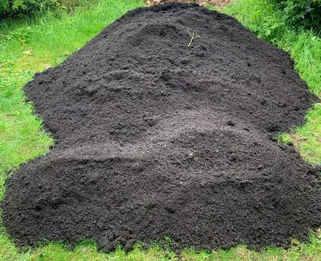 Czysta Ziemia Ogrodnicza Ogrodowa Przesiana trawnik koparka Czarnoziem