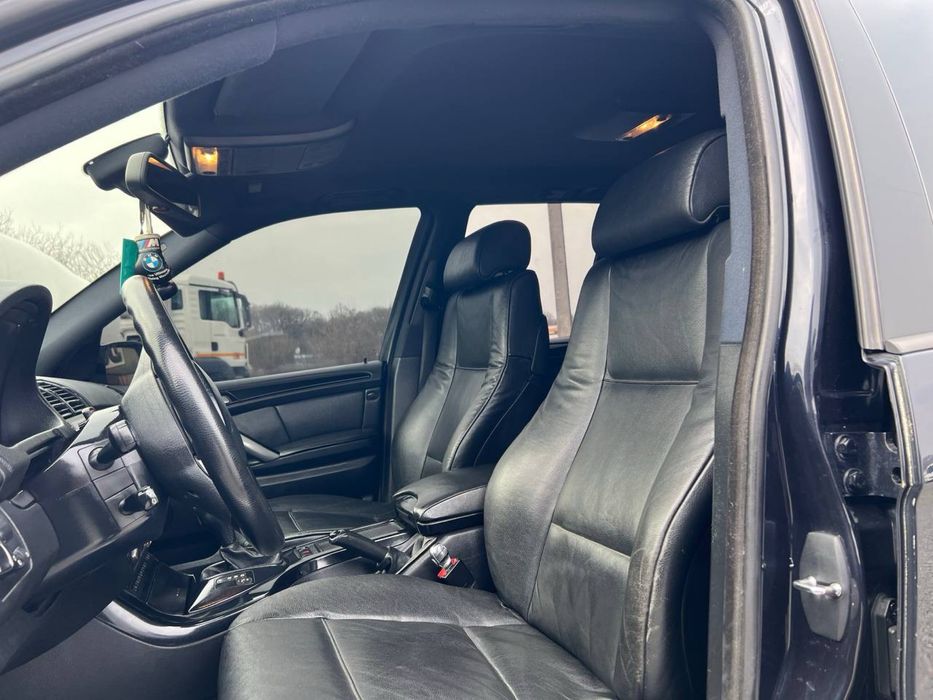 Продається BMW X5 e53 в дуже гарному стані  !!!