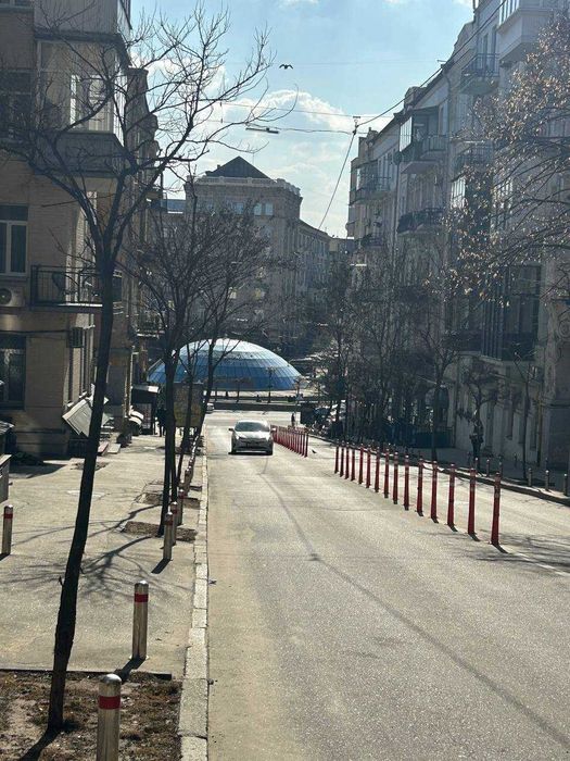 Продам 3-к квартиру вул.Костельна(Костьольна),10 2(7), 90м, 205000дол