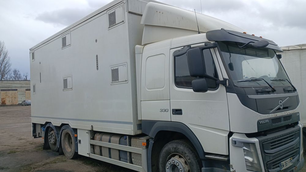 Продам скотовоз Вольво