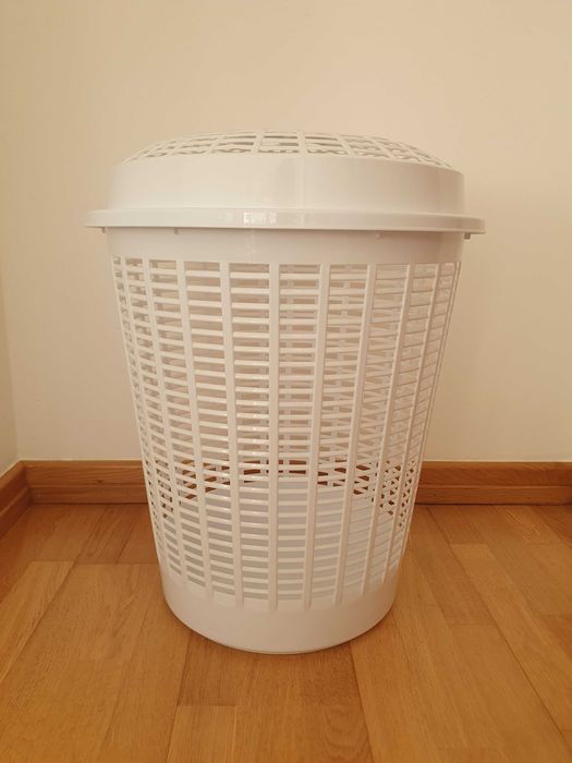 Cesto de roupa suja / Laundry basket