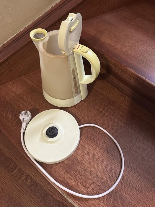 Електрочайник б/у