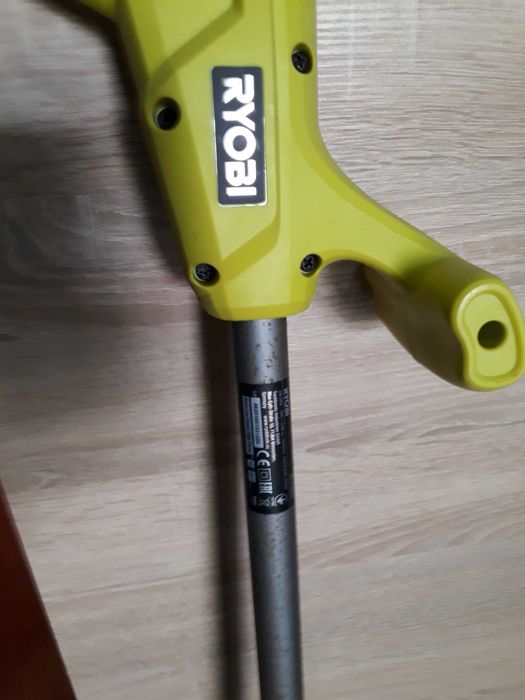 Aparador elétrico  RYOBI 350W 25CM