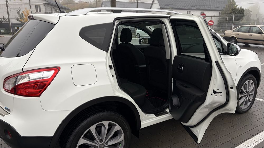 Nissan Qashqai TEKNA 1.6 дизель