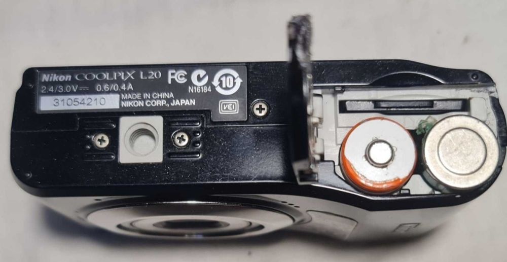 Фотоаппарат цифровой Nikon  L20,статуэтк,sharp