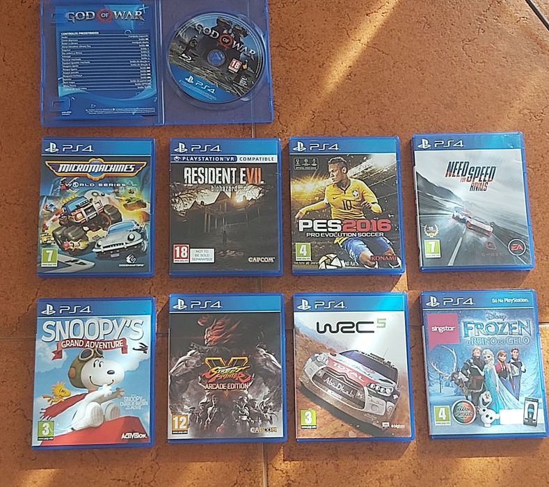 Vendo vários jogos da playstation 4 15€ cada um