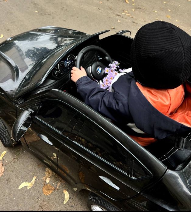 Дитяча БмВ Х6 Електро