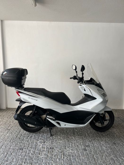 Honda PCX 125 – 2014 – 24.435 km