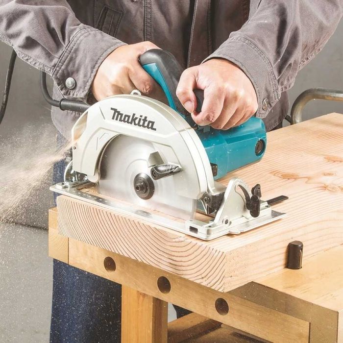 PIŁA TARCZOWA Pilarka Z Prowadnicą Profesjonalna 1600W MAKITA HS7611