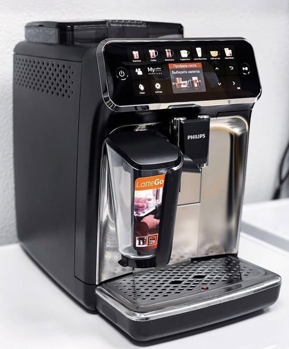 Кавомашина, кофемашина , кавоварка Philips LatteGo 5447 гарантія