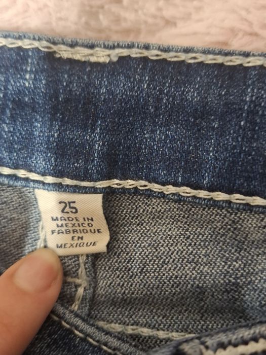 Джинси True religion