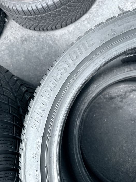 225 45 18 Bridgestone LM005 85% 2024 Шини Зима