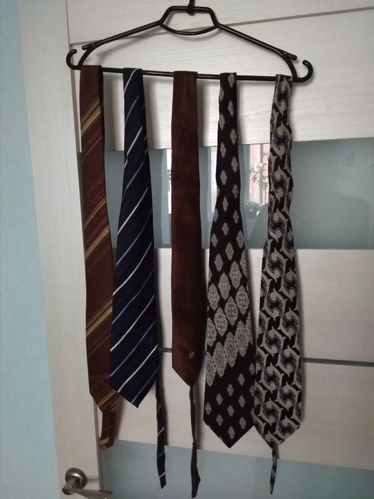 Галстуки мужские