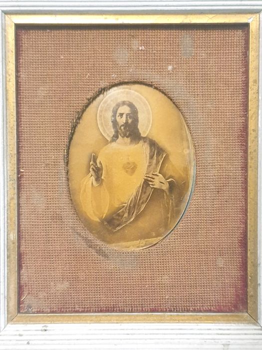 Invulgar antiga imagem do Sagrado Coração de Jesus