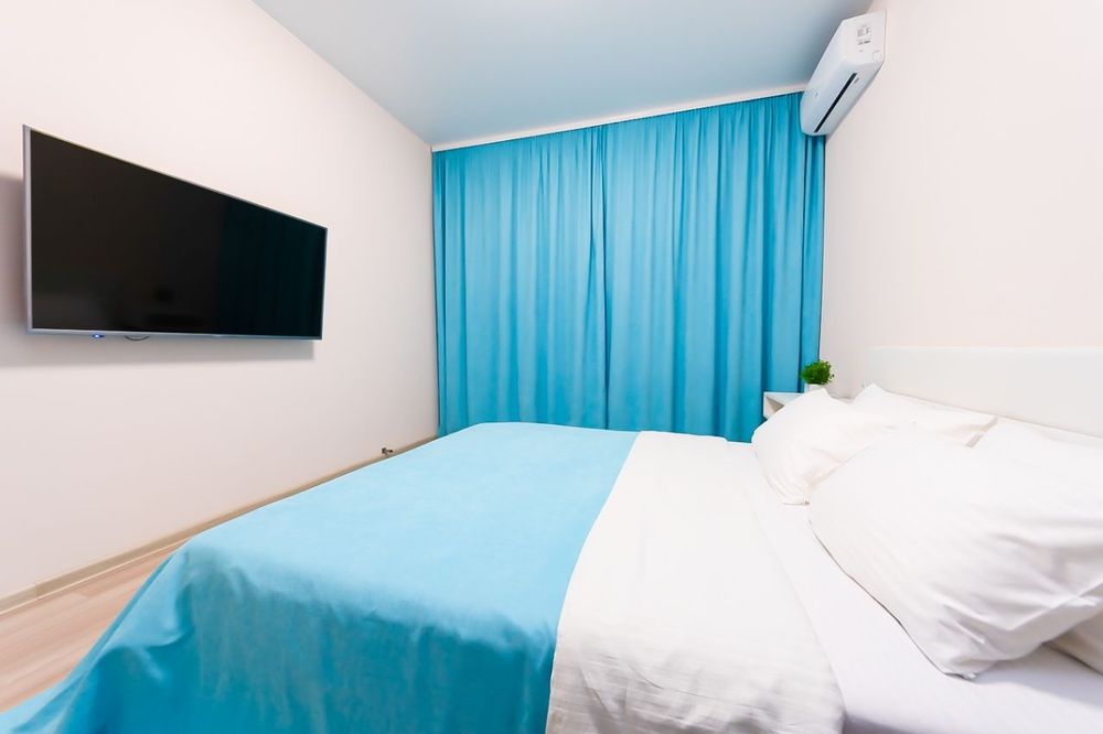 СВОБОДНА! Сдам посуточно! Новая ВИП, ЖК Славутич,  Заречная 2к2