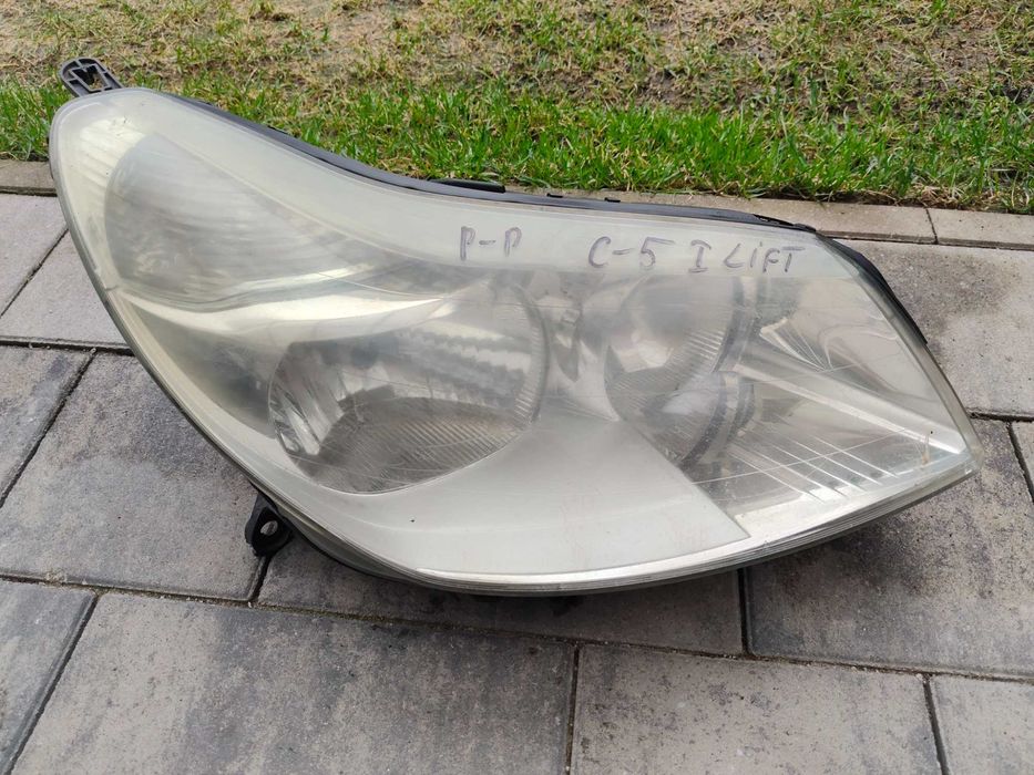 Citroen C5 Lift lampa prawy przód