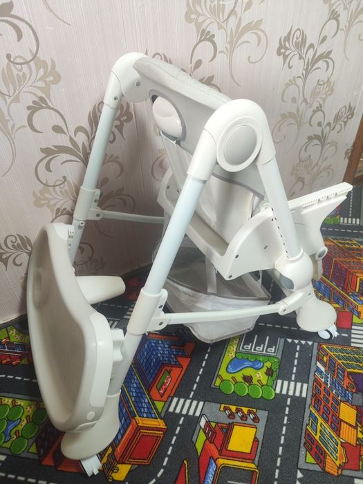Дитячий стільчик для годування Carrello Caramel