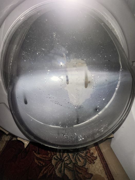 Пральна машинка lg  2 в 1, на запчастини. 8/5кг.