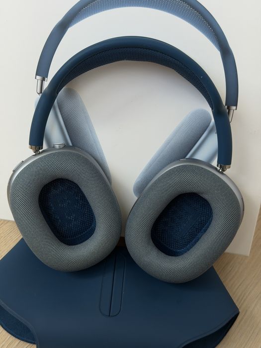 Продам AirPods Max 1