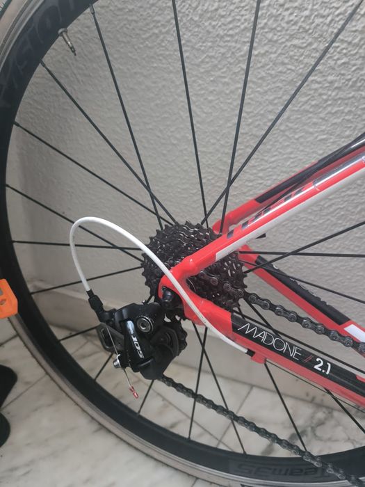 Trek Madone 2.1 alumínio