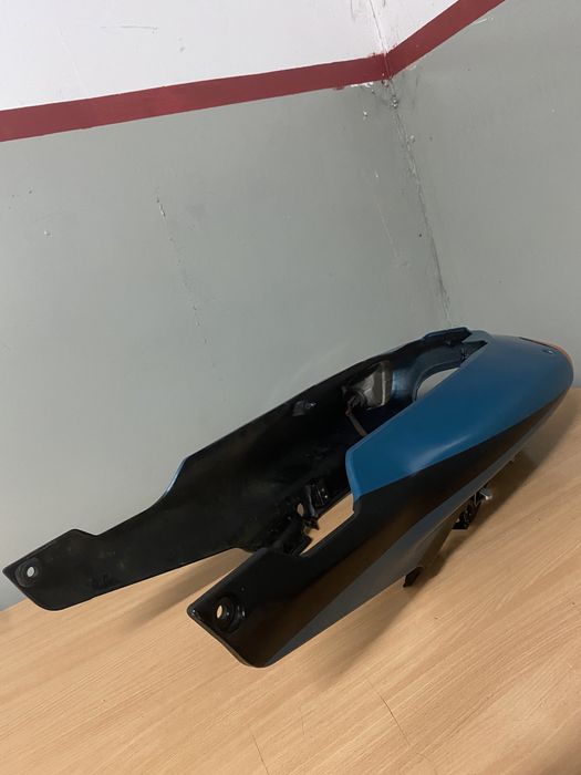 Kawasaki ZZR 1100 Zadupek owiewka prawa lewa kierunkowskazy  90/0