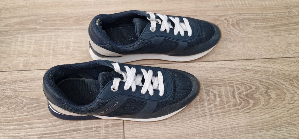 TOMMY HILFIGER Sneakersy damskie r. 38 Tommy Jacquard City