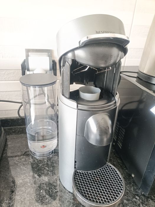Nespresso Vertuo Plus Automática