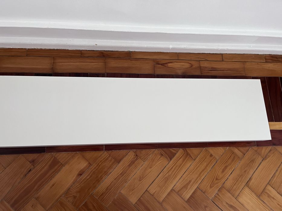 Estante de parede Ikea Lack branca