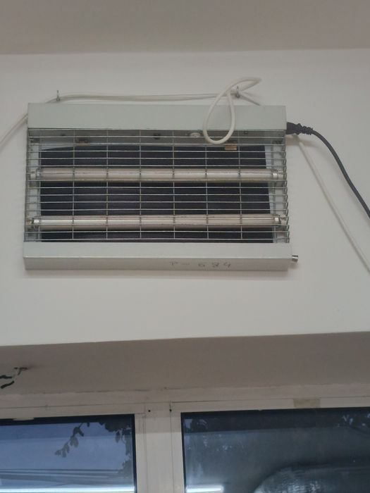 Lampa owadobujcza UV
