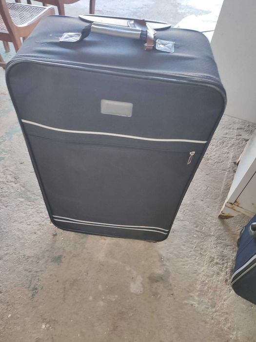 Malas Trolley em bom estado