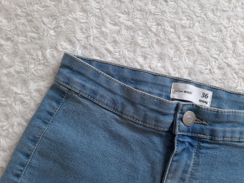 SINSAY spodenki jeansowe jak nowe r. 36