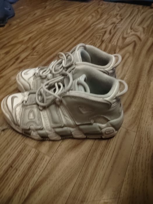 Nike air more uptempo