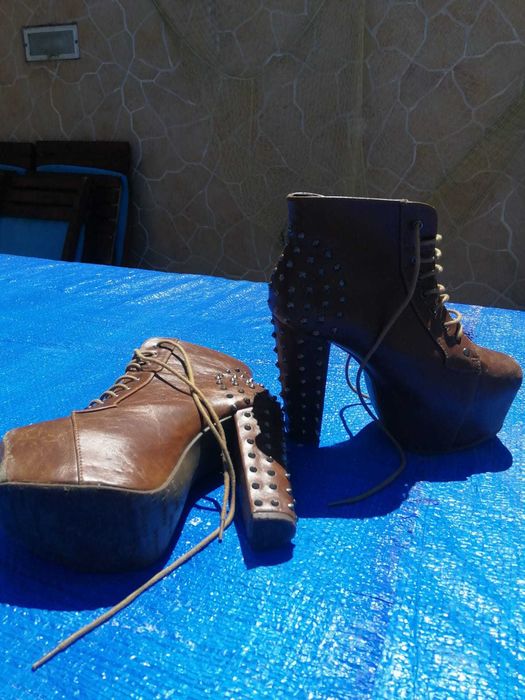 SAPATOS salto alto e compensados