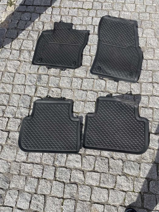 Tapetes Tiguan em Excelente Estado – Ótima Oportunidade!