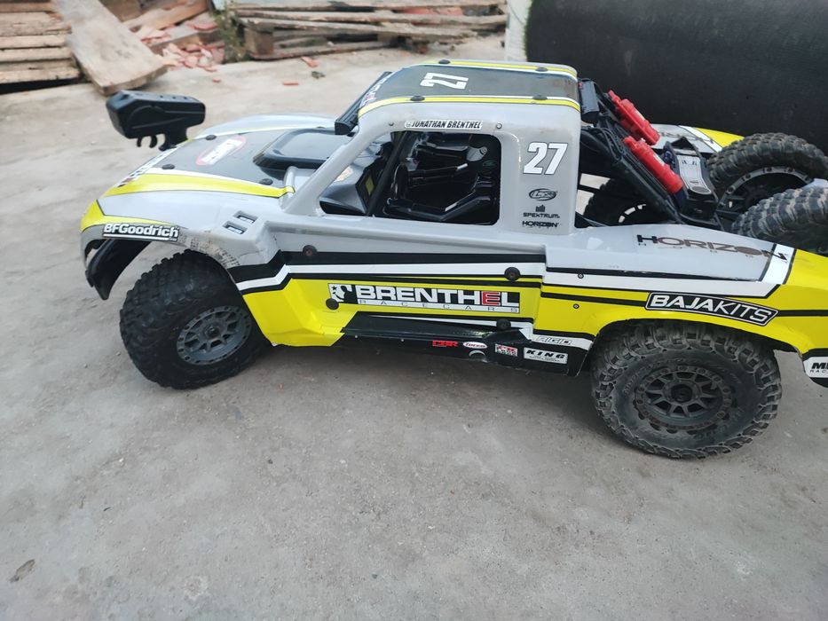 Losi super baja Rey 8s traxxas hpi Kyosho tamiya arrma losi axial brus