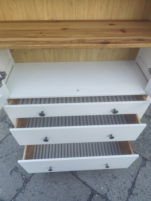 Witryna hemnes ikea